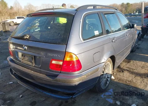 2002 BMW 325Xit из США, поврежденный, VIN WBAEP33442PF00982